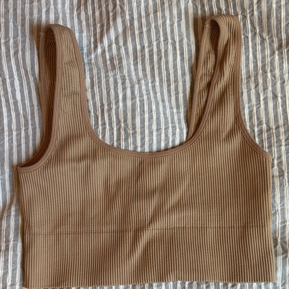 Gap Body Ribbed Seamless Bra, Medium, Nude